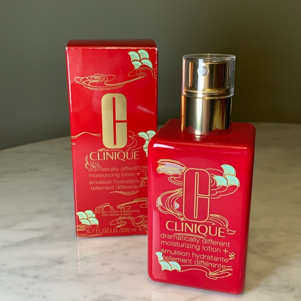 Large 200 ml Clinique Dramatically Different Moisturizing Yellow Lotion (2024)